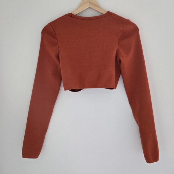 Zara Cropped Pull On Long Sleeve Top - Picture 5 of 5